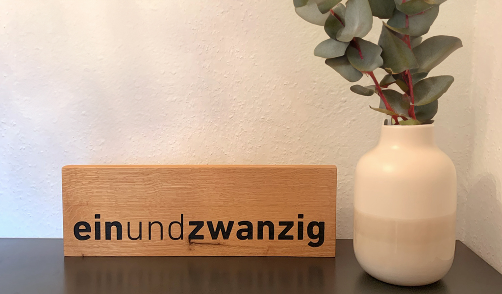 um_manufaktur_cnc_hausnummer